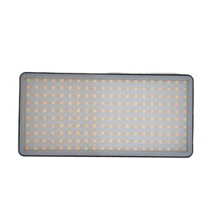 نور  (LED) ال‌ای‌دی ۲۰۰ i پروفشنال